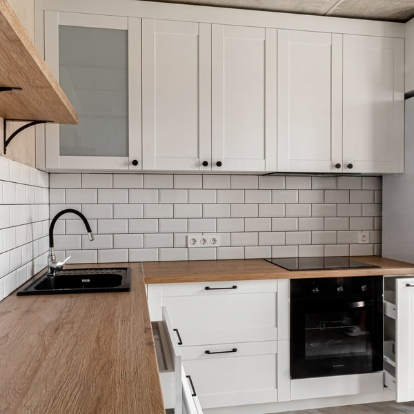 Встроенный холодильник, преимущества и недостатки