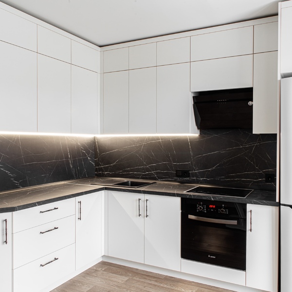 Встроенный холодильник, преимущества и недостатки