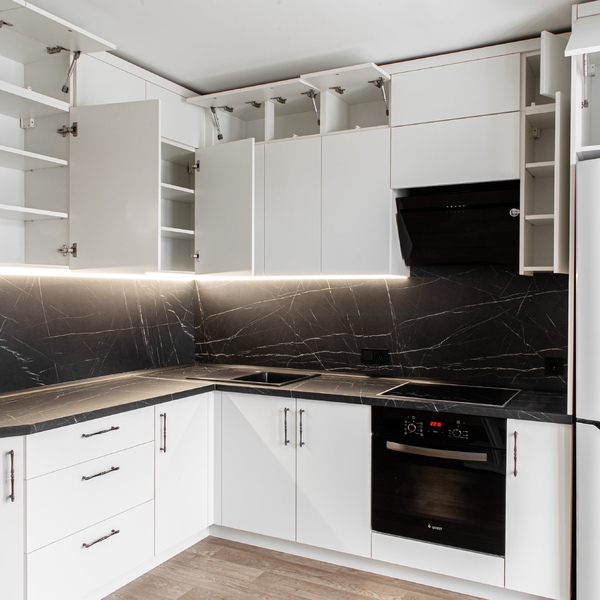 Встроенный холодильник, преимущества и недостатки